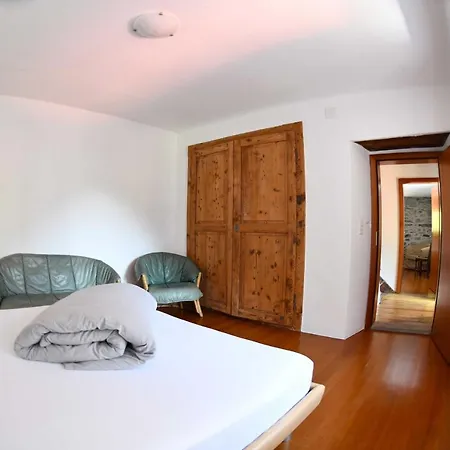 Chalet Rustico Luchessa Valle Verzasca Lavertezzo