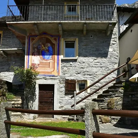 Chalet Rustico Luchessa Valle Verzasca