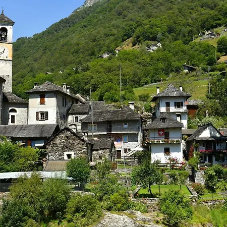 Chalet Rustico Luchessa Valle Verzasca Lavertezzo