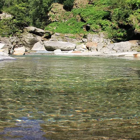 Rustico Luchessa Valle Verzasca Chalet